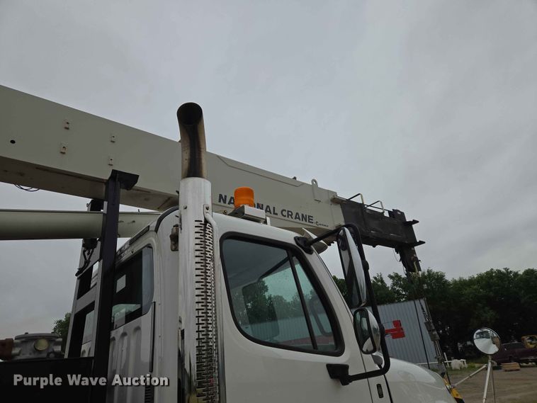 image for item EW0172 2017 Freightliner 114SD crane truck