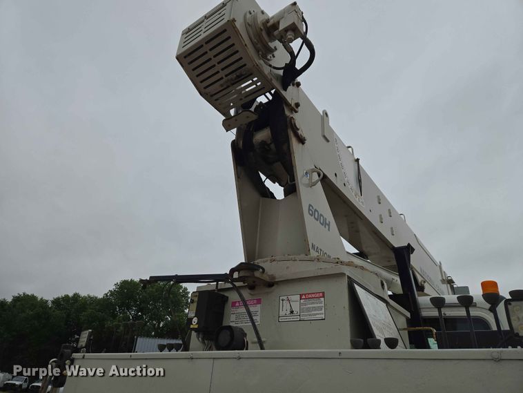 image for item EW0172 2017 Freightliner 114SD crane truck