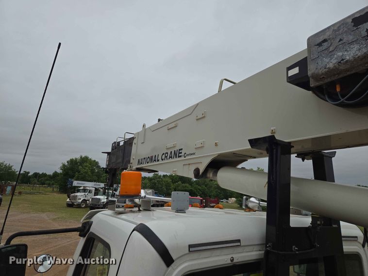image for item EW0172 2017 Freightliner 114SD crane truck