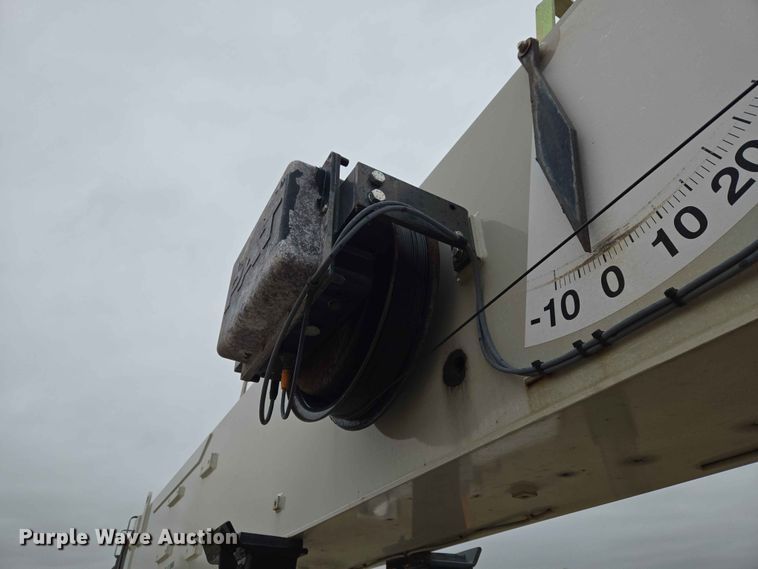 image for item EW0172 2017 Freightliner 114SD crane truck