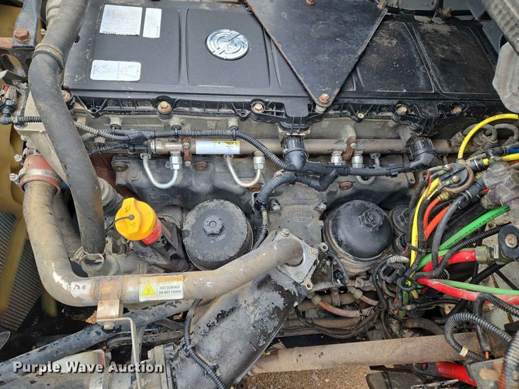 image for item EW0172 2017 Freightliner 114SD crane truck