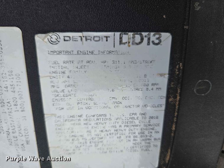 image for item EW0172 2017 Freightliner 114SD crane truck