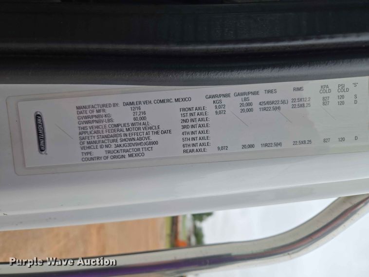 image for item EW0172 2017 Freightliner 114SD crane truck