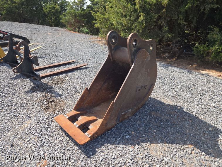 image for item EW0379 Entek JD200 excavator bucket