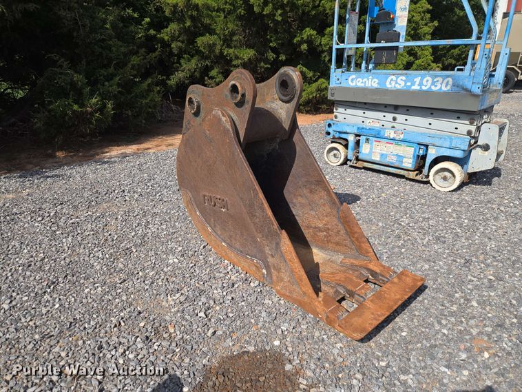 image for item EW0379 Entek JD200 excavator bucket