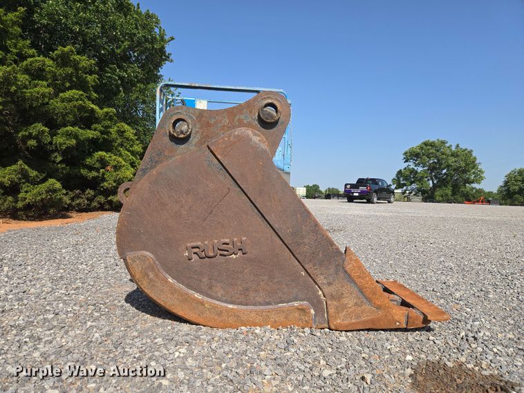 image for item EW0379 Entek JD200 excavator bucket
