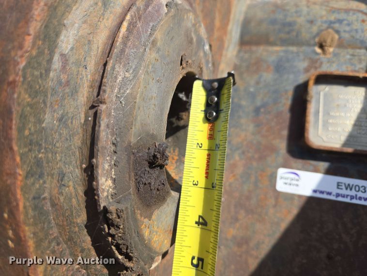 image for item EW0379 Entek JD200 excavator bucket