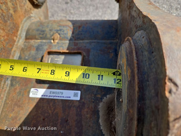 image for item EW0379 Entek JD200 excavator bucket