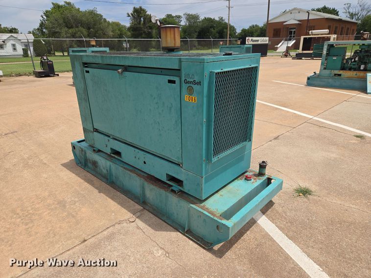 image for item EW0389 Onan 30.0DL6-15R/12771D generator