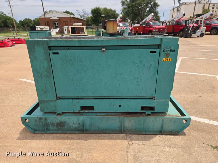 image for item EW0389 Onan 30.0DL6-15R/12771D generator