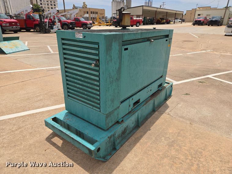 image for item EW0389 Onan 30.0DL6-15R/12771D generator