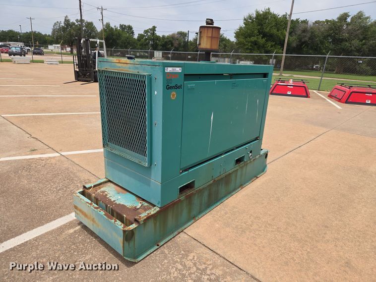image for item EW0391 Onan 20DL4L12771E generator