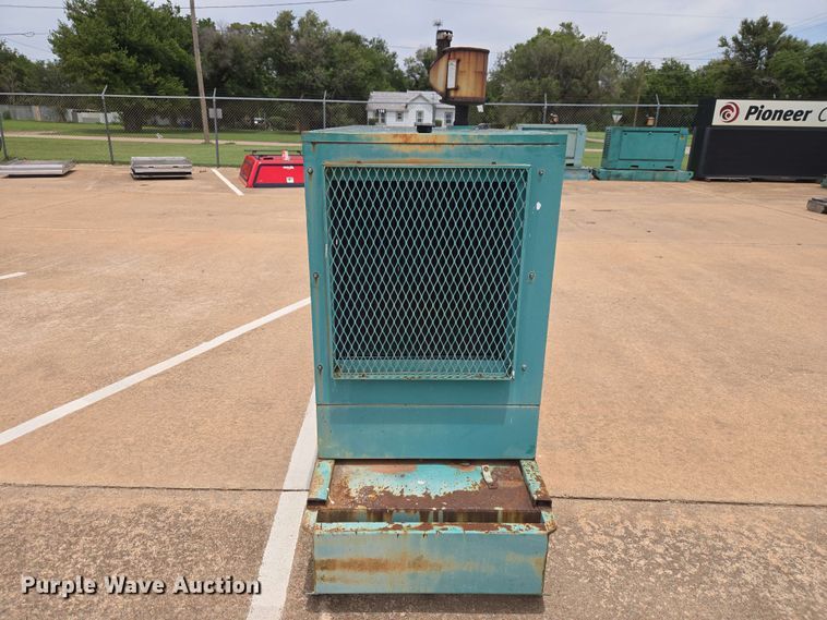 image for item EW0391 Onan 20DL4L12771E generator