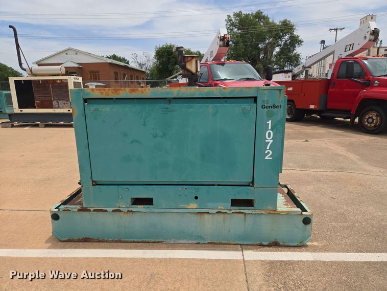 image for item EW0391 Onan 20DL4L12771E generator
