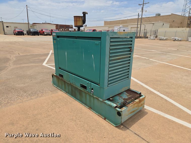 image for item EW0391 Onan 20DL4L12771E generator