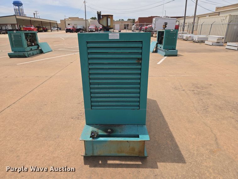 image for item EW0393 Onan 20DL4L12771D generator