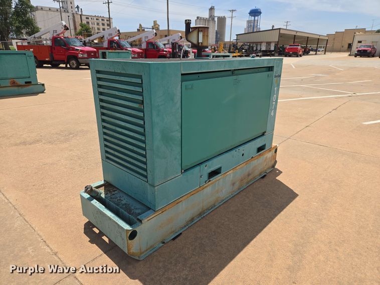 image for item EW0394 Onan 30DL6L12771E generator