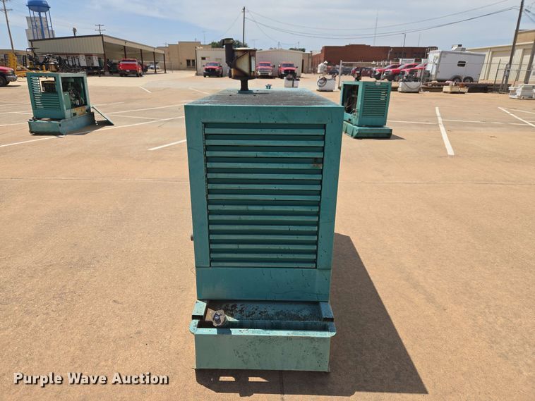 image for item EW0394 Onan 30DL6L12771E generator