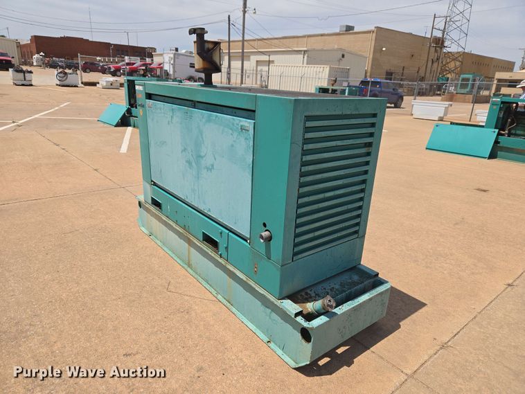 image for item EW0394 Onan 30DL6L12771E generator