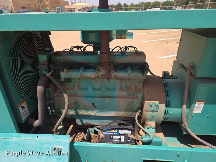 image for item EW0394 Onan 30DL6L12771E generator