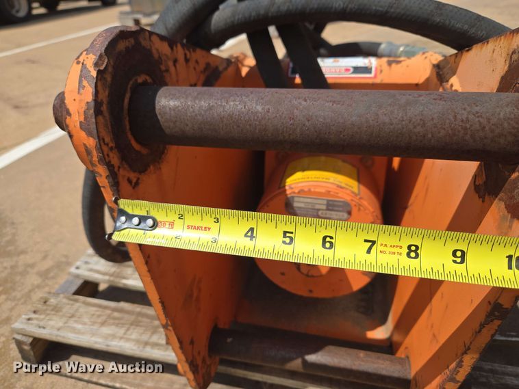 image for item EW0411 Stanley MB-575 breaker