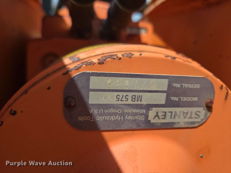 image for item EW0411 Stanley MB-575 breaker