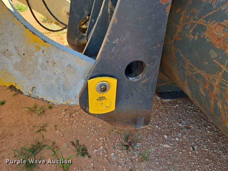 image for item EW0459 2014 Komatsu WA320-7 wheel loader
