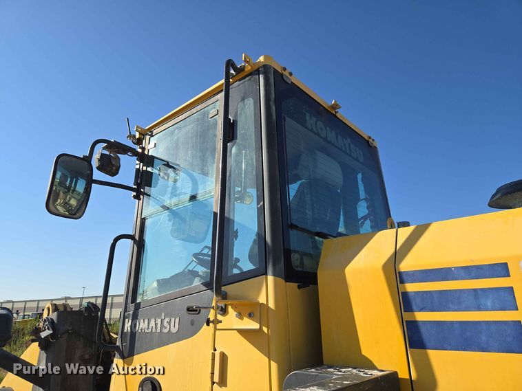 image for item EW0459 2014 Komatsu WA320-7 wheel loader