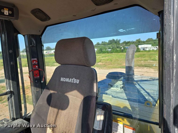 image for item EW0459 2014 Komatsu WA320-7 wheel loader