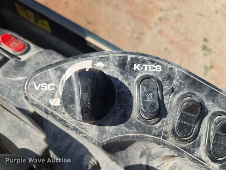 image for item EW0459 2014 Komatsu WA320-7 wheel loader