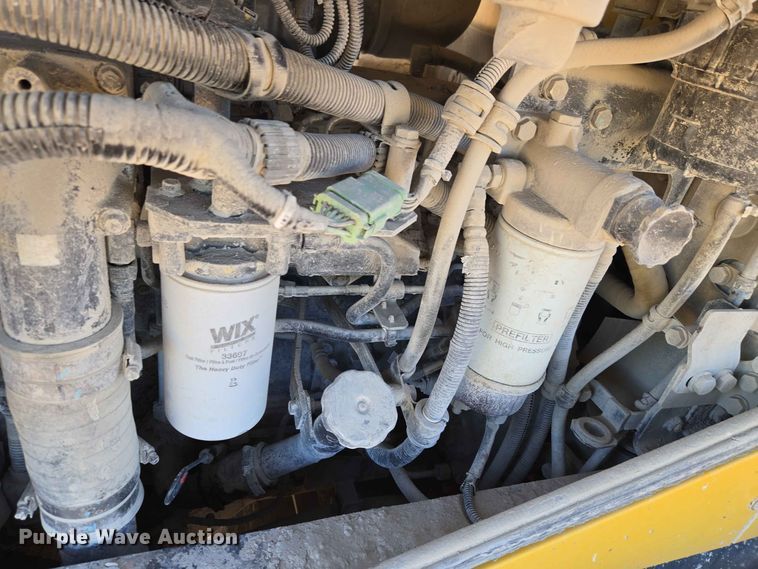 image for item EW0459 2014 Komatsu WA320-7 wheel loader
