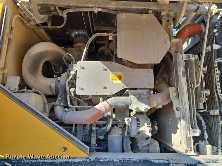 image for item EW0459 2014 Komatsu WA320-7 wheel loader