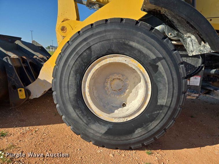 image for item EW0459 2014 Komatsu WA320-7 wheel loader