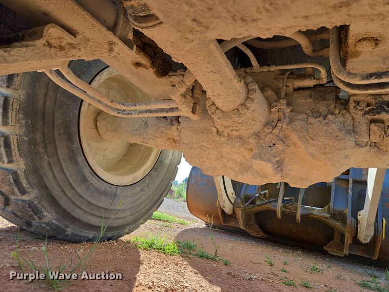image for item EW0459 2014 Komatsu WA320-7 wheel loader