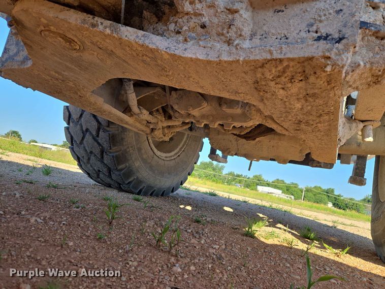 image for item EW0459 2014 Komatsu WA320-7 wheel loader