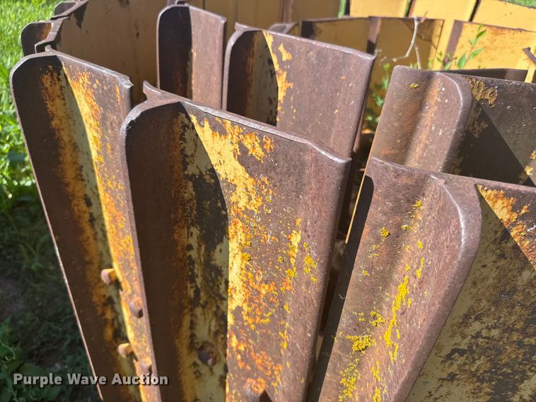 image for item EW4978 Caterpillar tracks