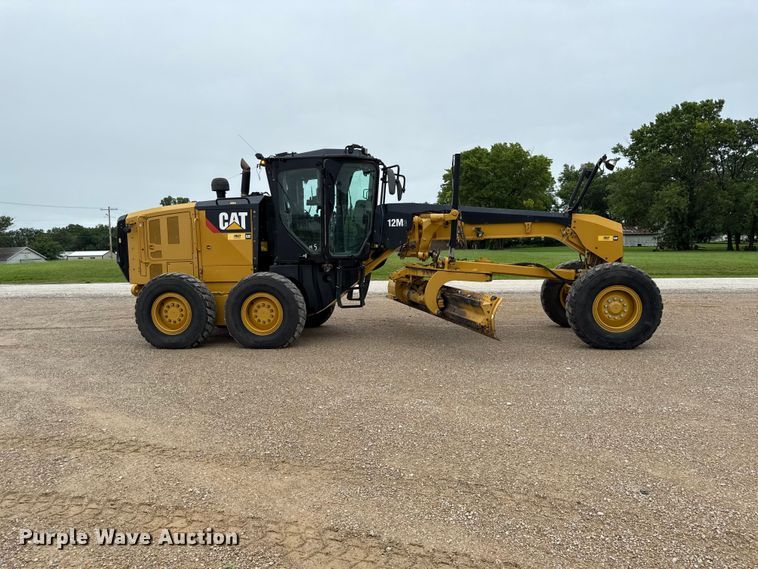 image for item EX1997 2015 Caterpillar 12M3 motor grader
