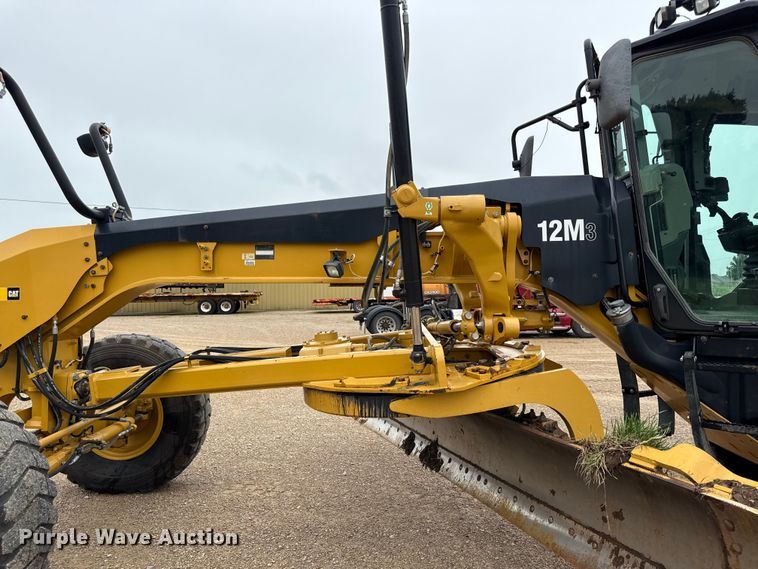 image for item EX1997 2015 Caterpillar 12M3 motor grader