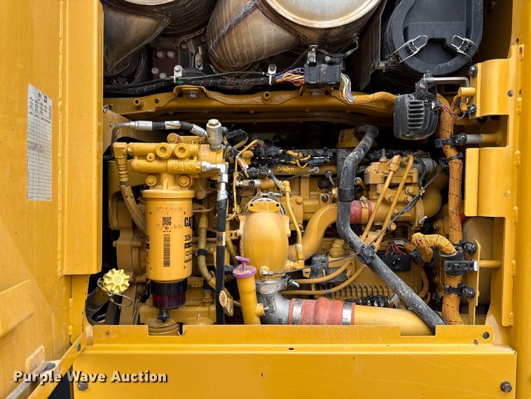 image for item EX1997 2015 Caterpillar 12M3 motor grader