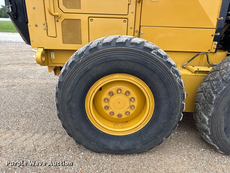 image for item EX1997 2015 Caterpillar 12M3 motor grader