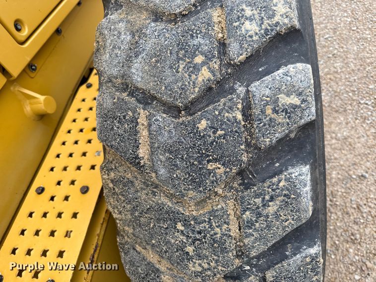 image for item EX1997 2015 Caterpillar 12M3 motor grader
