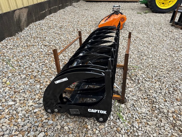 image for item EX2002 2026 Captok skid steer grapple bucket