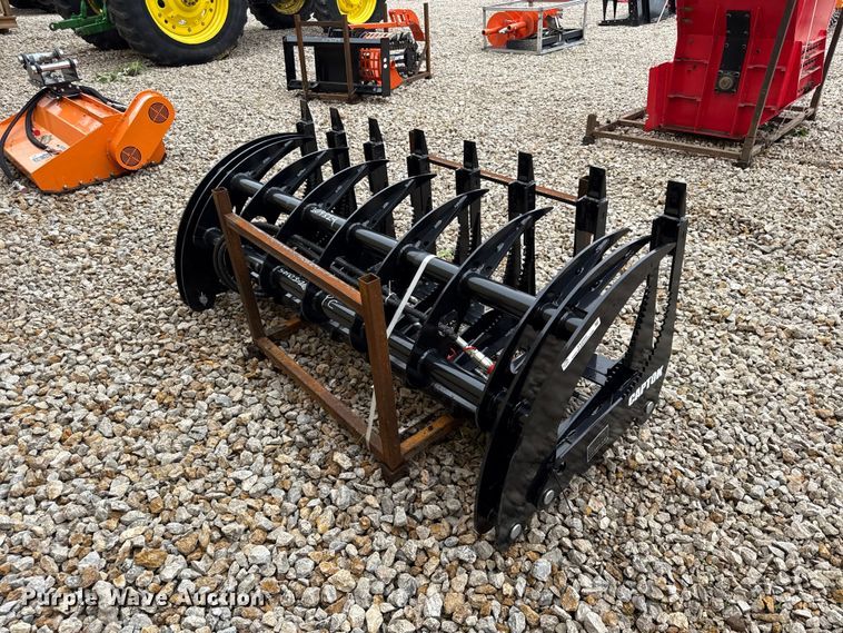 image for item EX2002 2026 Captok skid steer grapple bucket