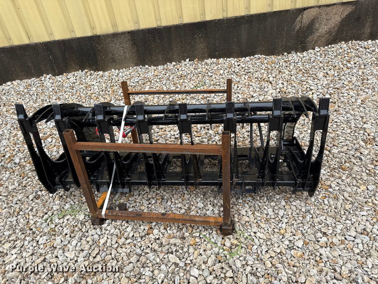image for item EX2002 2026 Captok skid steer grapple bucket
