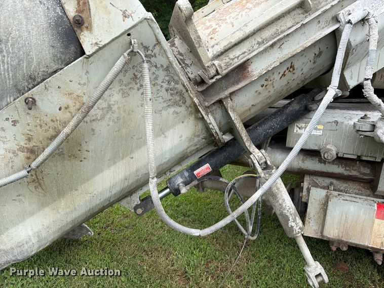 image for item EX2503 1990 Power Curbers Inc 5700B-10 curb machine