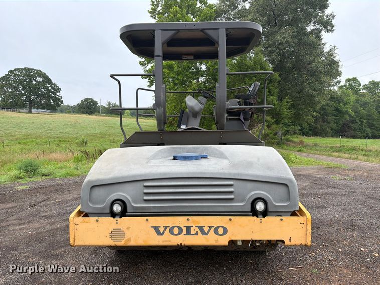 image for item EX2504 2010 Volvo DD138HF double drum vibratory roller