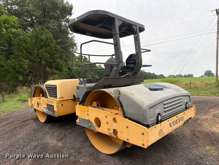 image for item EX2504 2010 Volvo DD138HF double drum vibratory roller