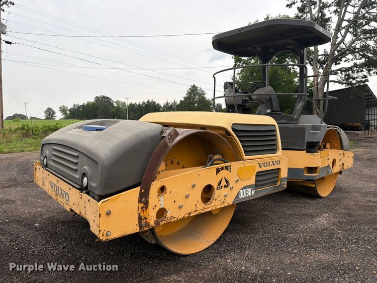 image for item EX2504 2010 Volvo DD138HF double drum vibratory roller