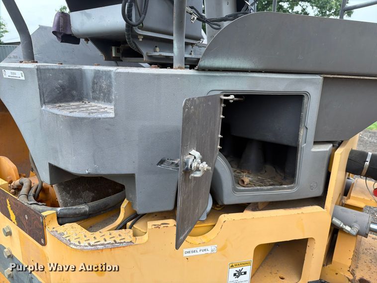 image for item EX2504 2010 Volvo DD138HF double drum vibratory roller