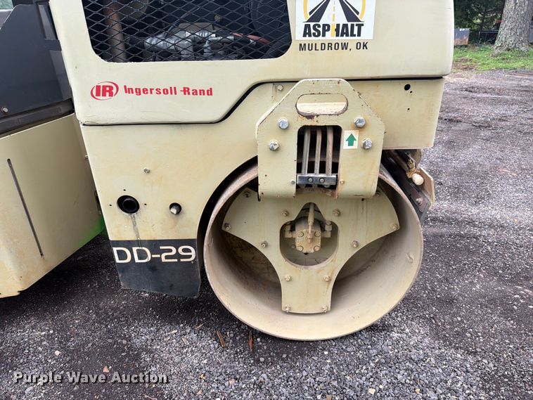 image for item EX2505 Ingersoll Rand DD-29 double drum vibratory roller